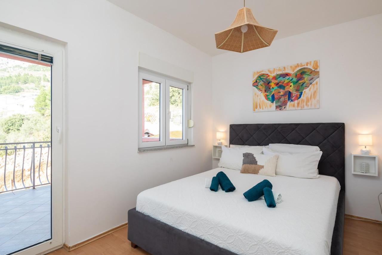 Solaris Holiday Home - Private Pool Stanici المظهر الخارجي الصورة