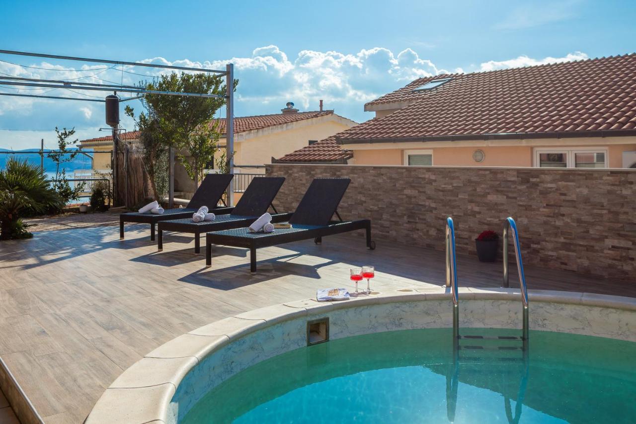 Solaris Holiday Home - Private Pool Stanici المظهر الخارجي الصورة