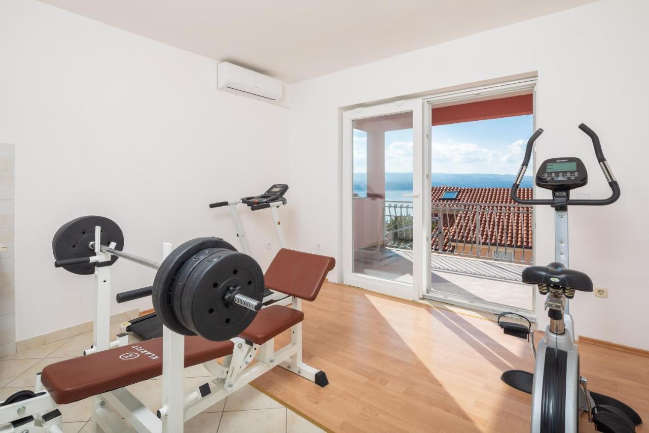 Solaris Holiday Home - Private Pool Stanici المظهر الخارجي الصورة