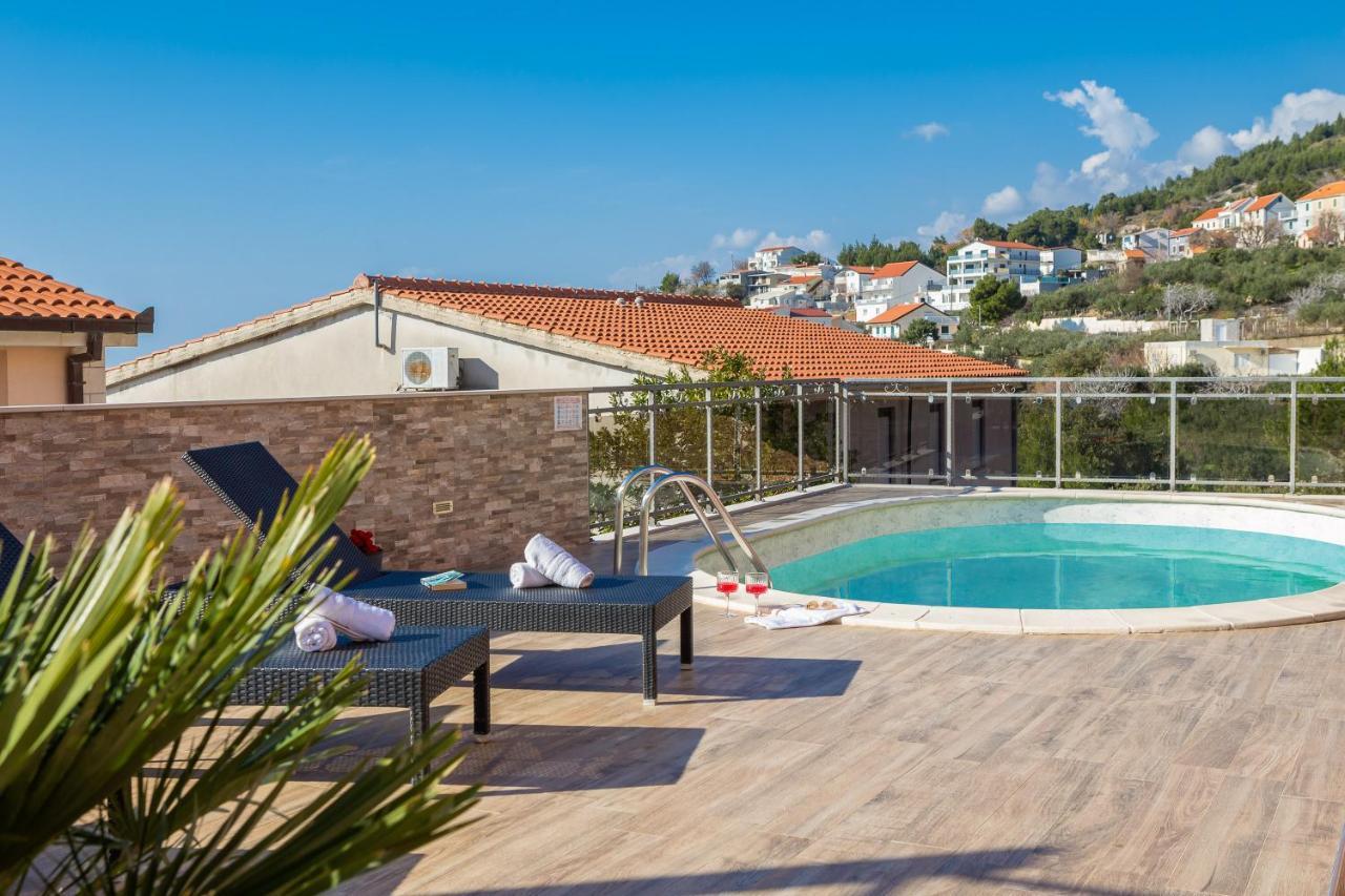 Solaris Holiday Home - Private Pool Stanici المظهر الخارجي الصورة